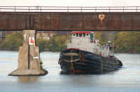 Erie Canal 10-6-05 VonRiedel 090-2.jpg (112123 bytes)