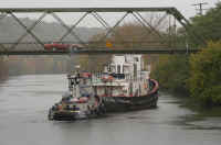 Erie Canal 10-6-05 VonRiedel 202-2.jpg (105131 bytes)