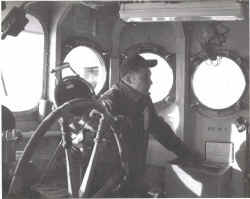 Icebreaking Detail6.jpg (110663 bytes)