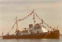 WYT72Yankton_Full_Dress_Portland_Maine1984.jpg (79857 bytes)