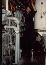 clilula'sengineroom.jpg (24169 bytes)