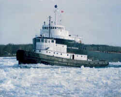 manitou.mariner.ice.april96.jpg (48023 bytes)